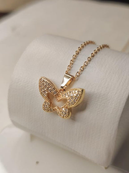 Elegant Transformation: Butterfly Necklace for Women & Queen Girls – A Timeless Symbol of Grace and Beauty