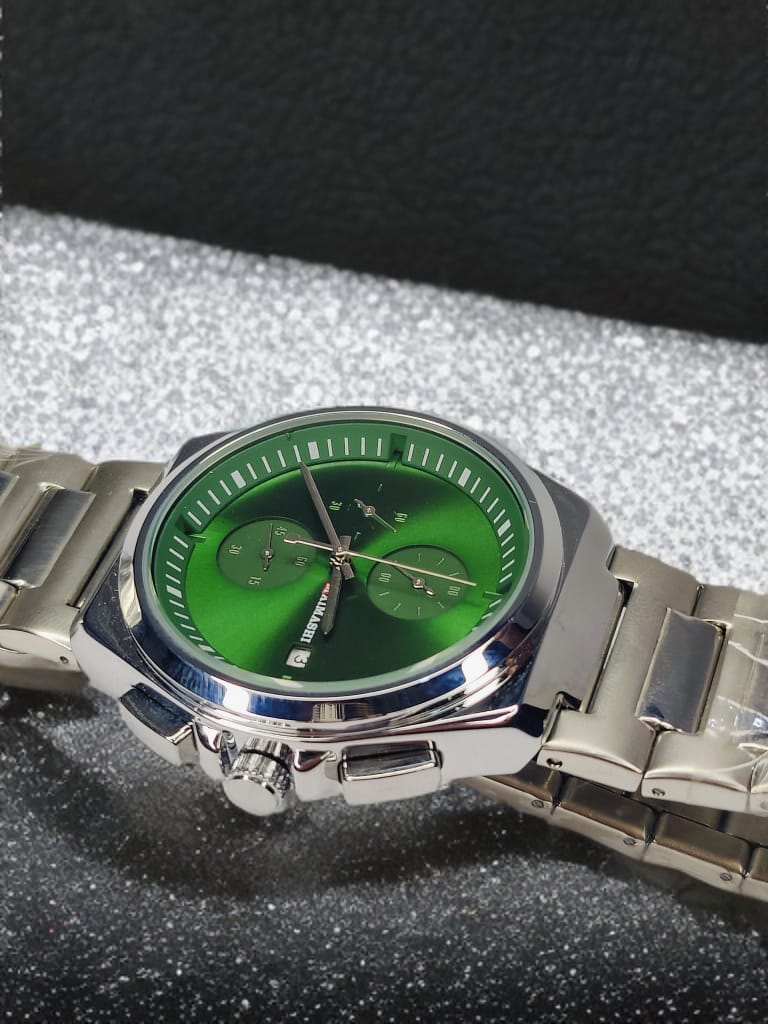 Unleash Bold Luxury Watch with the Wan Wat Green Dial & Silver Original Belt – 3 Meters of Precision and Elegance! Automatic Movement, A1 Quality by Mamaishi