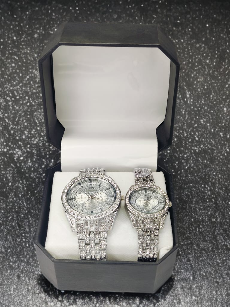 The Full Diamond Silver and Gold Couple’s Watch – A Dazzling Valentine’s Day Gift Fit for the Queen and King