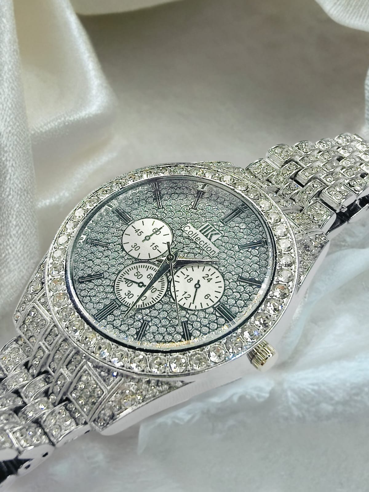 The Full Diamond Silver Watch – Luxury and Sparkle for the Modern Man!