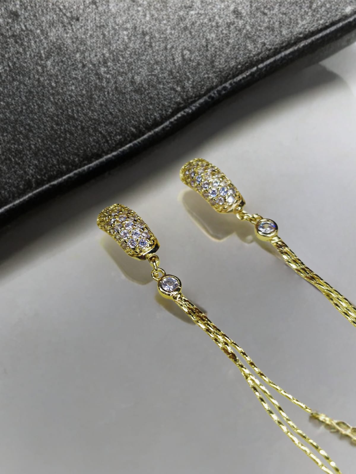 The Golden Long Earrings with Dazzling Round Diamonds Every Girl Dreams Of!