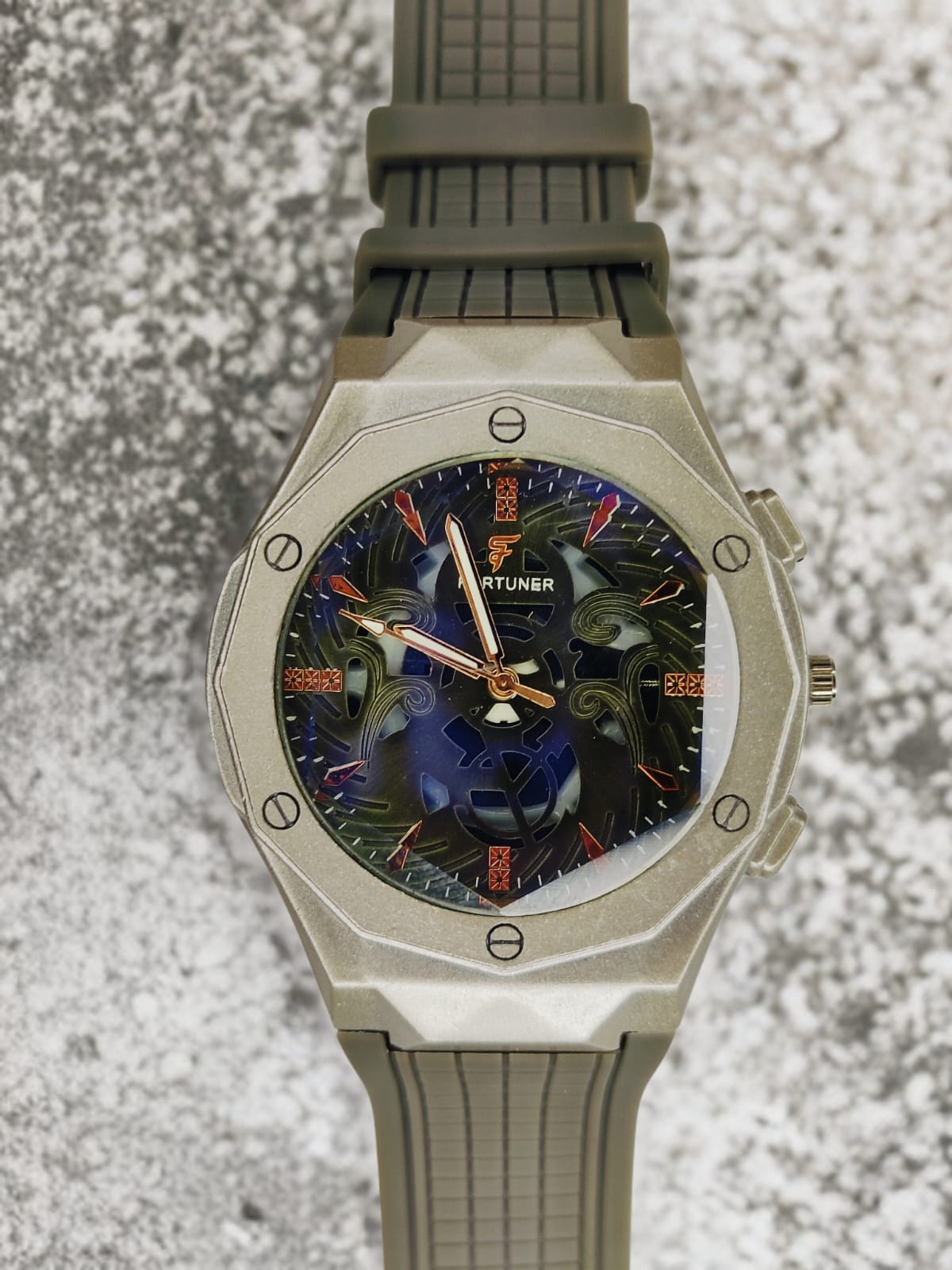 Fortuner Watch – Green Edition | Pure Rubber Belt | Killer Dial | Warranty Included!