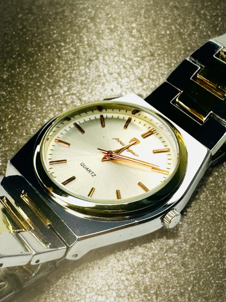 Poedagar Luxury Silver Watch – Elegant White Dial & Premium Steel Belt | Stylish & Durable with Warranty