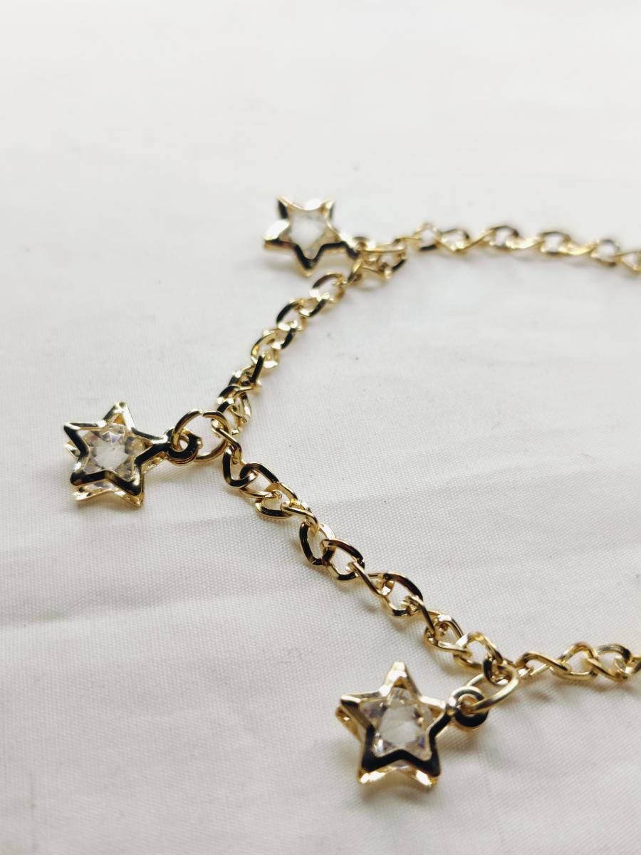 Shine Bright: Star Necklace for Women & Girls – A Touch of Celestial Elegance